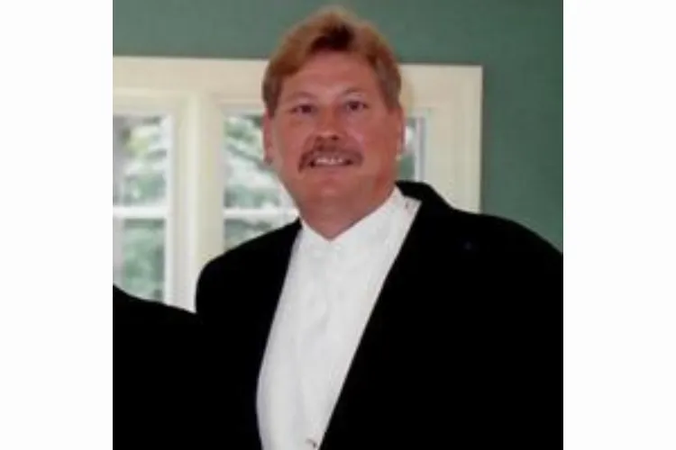 Obituary - Leslie Courtney III