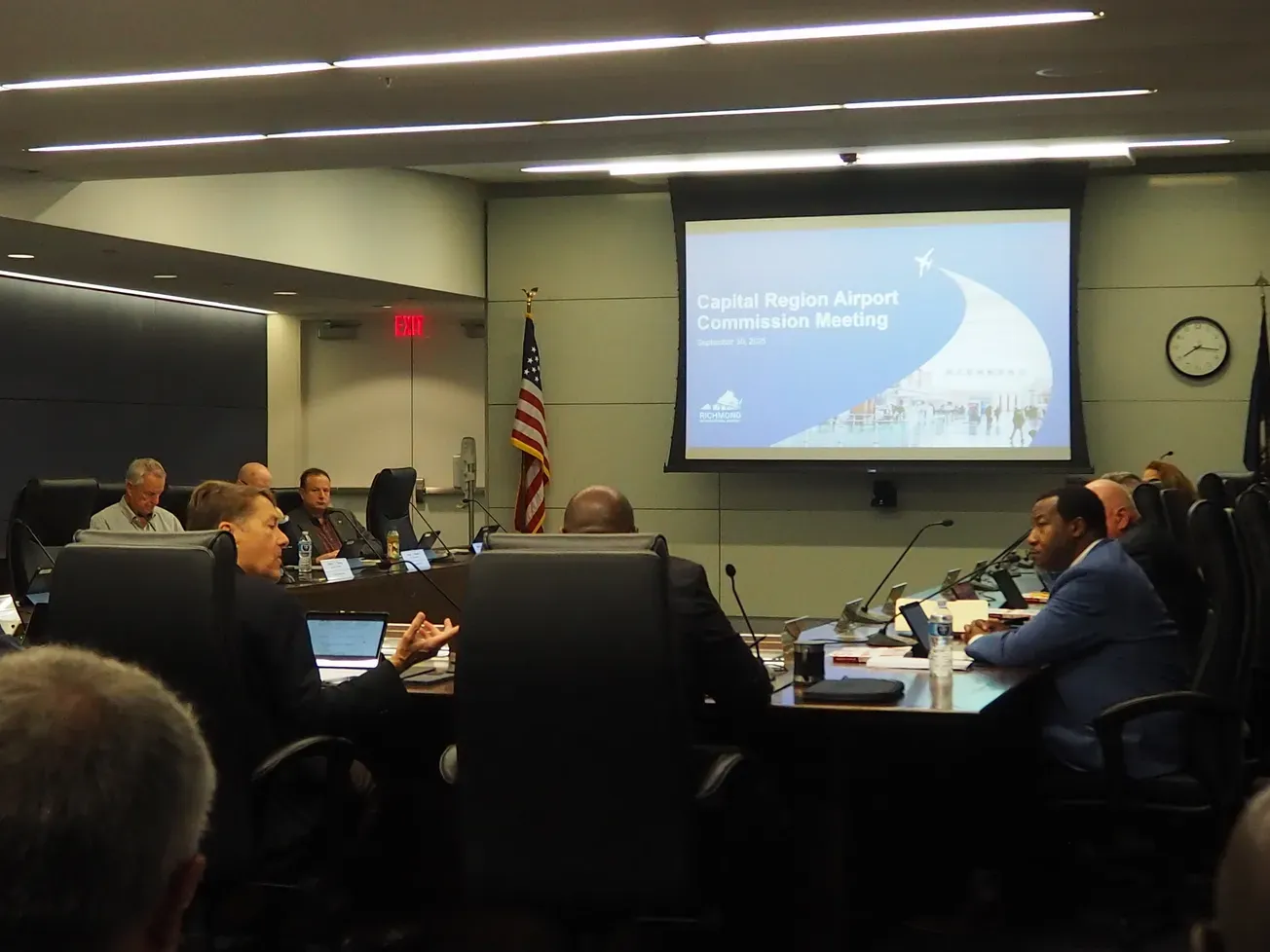 'It’s inhumane' – Officials, human rights advocates, readers react to ICE flights from RIC • Henrico Police arrest and charge 8 following multi-jurisdictional vape shop stings
