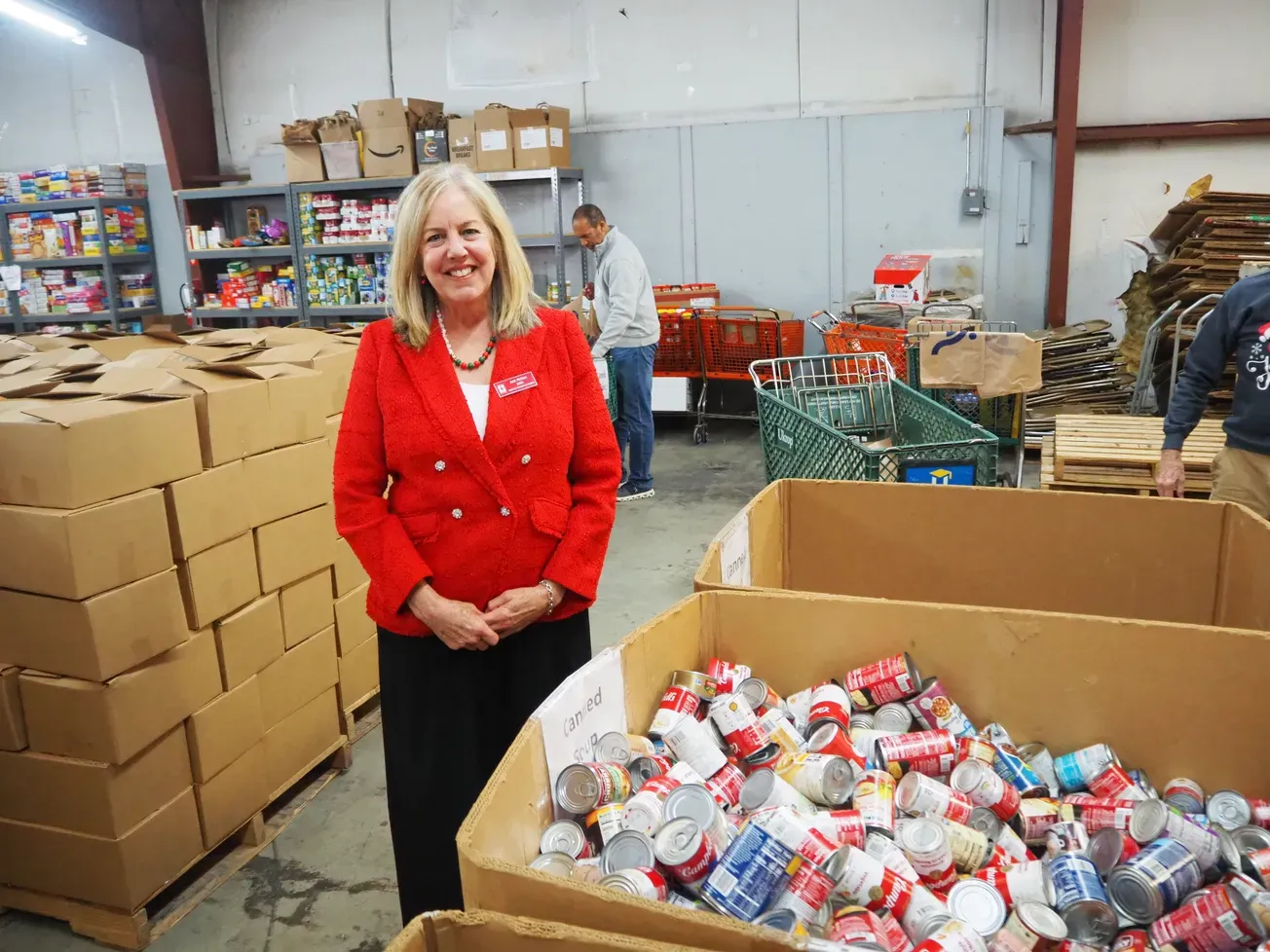 Henrico Christmas Mother program brings 'a lot of hope and comfort during the holidays' • Henrico supervisors to weigh broader regulations on shops selling vapes, smoking products