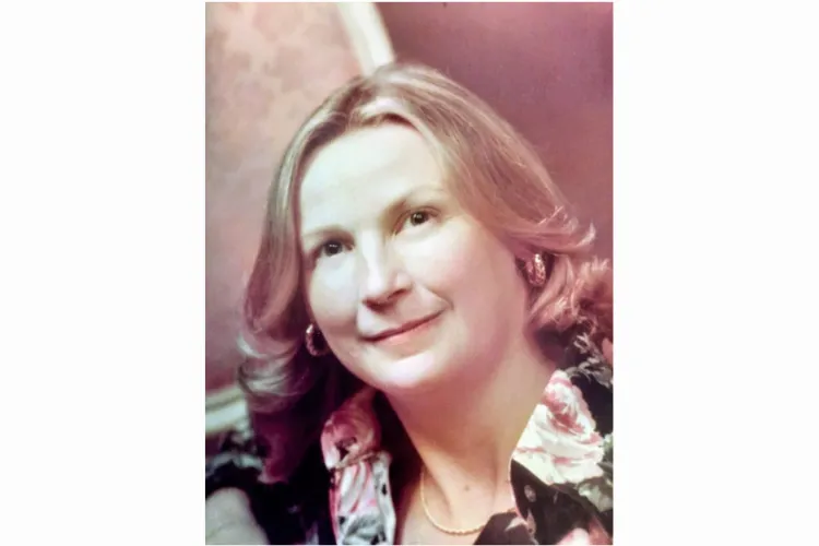 Obituary - Peggy Burks Samuel